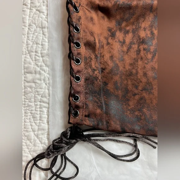 Antique Copper House of CB 'Daphne'-medium - Picture 10 of 16